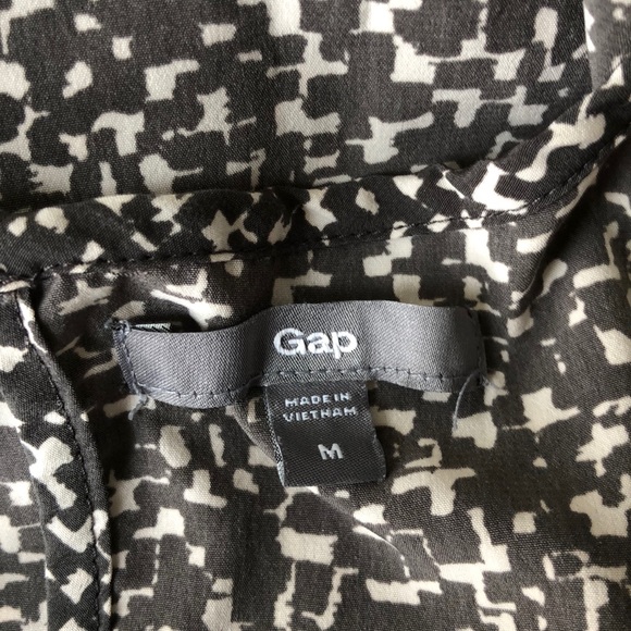 GAP sleeveless blouse - Picture 6 of 6
